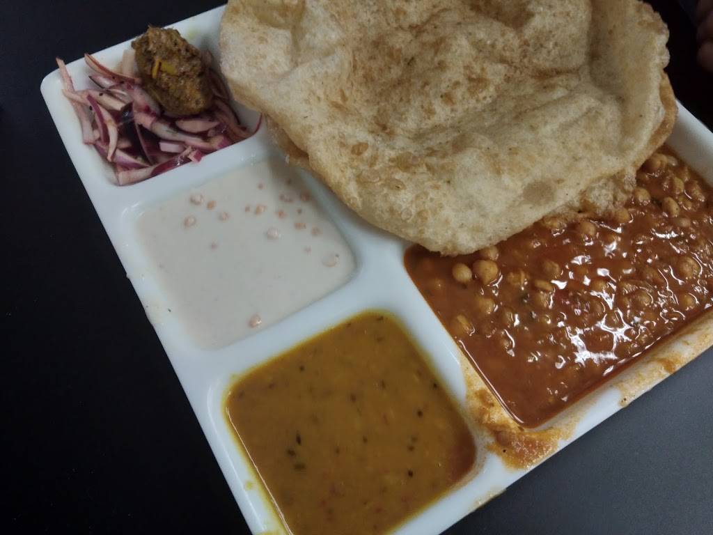 Mr. Mozzarella Pizza and Wings | restaurant | 1433 Woodroffe Av, Nepean, ON K2G 1W1, Canada | 6132269000 OR +1 613-226-9000