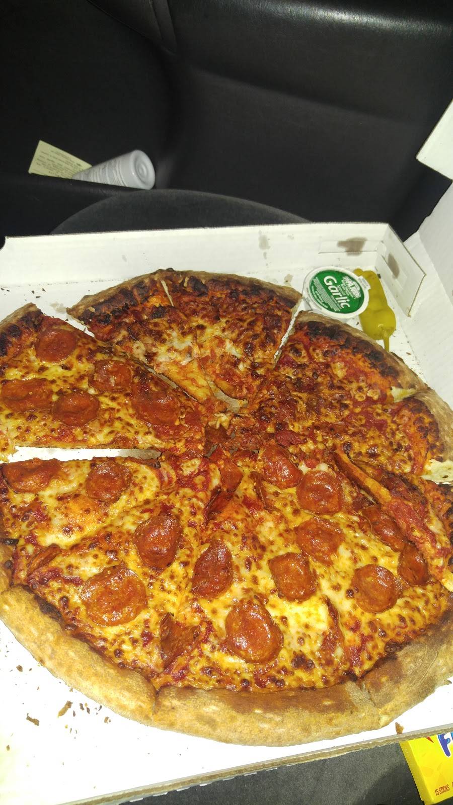 Papa Johns Pizza | restaurant | 117 W Liberty St, Louisville, KY 40202, USA | 5025877272 OR +1 502-587-7272