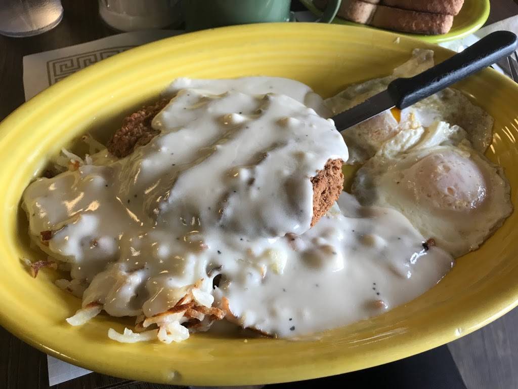 Connies Corner | restaurant | 256 W Carolina Ave, Chester, WV 26034, USA | 3043870770 OR +1 304-387-0770