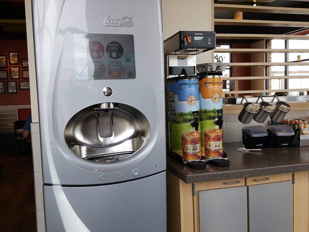 QDOBA Mexican Eats | restaurant | 708 W Karsch Blvd, Farmington, MO 63640, USA | 5737019500 OR +1 573-701-9500