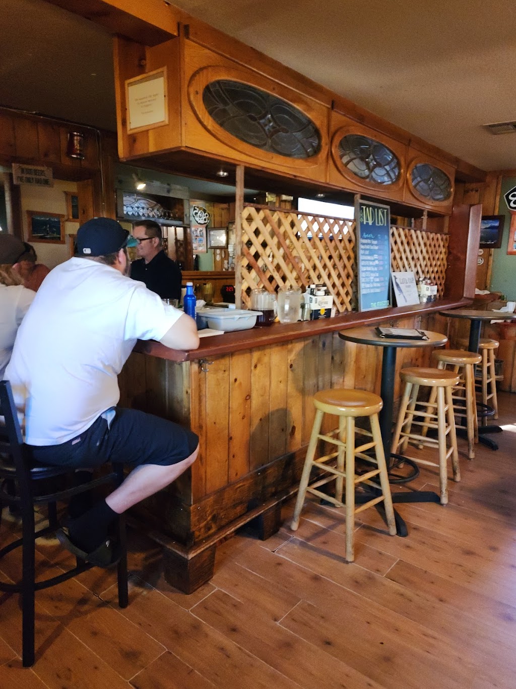 The Forester Pub & Grill | restaurant | 4110 Carson Rd, Camino, CA 95709, USA | 5306441818 OR +1 530-644-1818