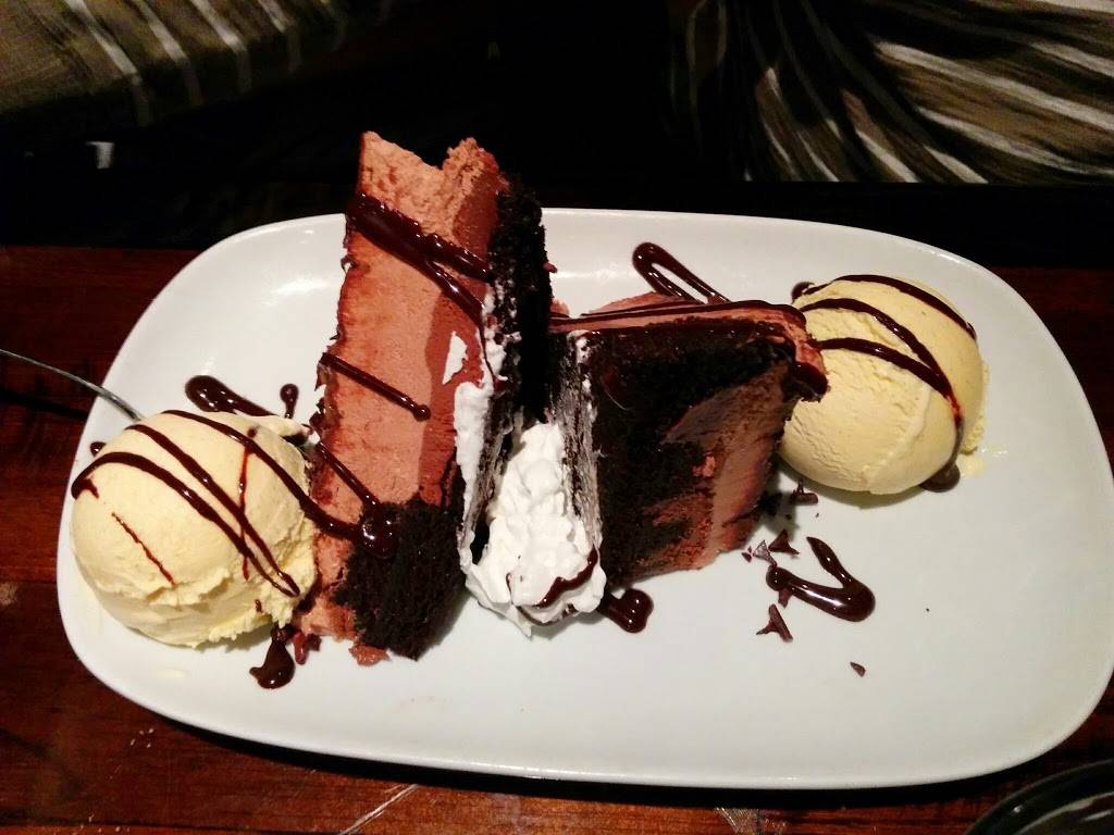 LongHorn Steakhouse | meal takeaway | 2173 S Pleasant Valley Rd, Winchester, VA 22601, USA | 5405457047 OR +1 540-545-7047