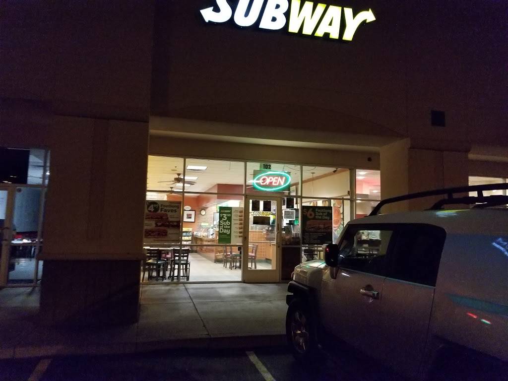 Subway | restaurant | 756 S Gilbert Rd Suite 102, Gilbert, AZ 85296, USA | 4808924910 OR +1 480-892-4910