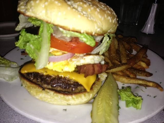 Christophers | restaurant | 2816 Beaver Ave, Des Moines, IA 50310, USA | 5152743694 OR +1 515-274-3694