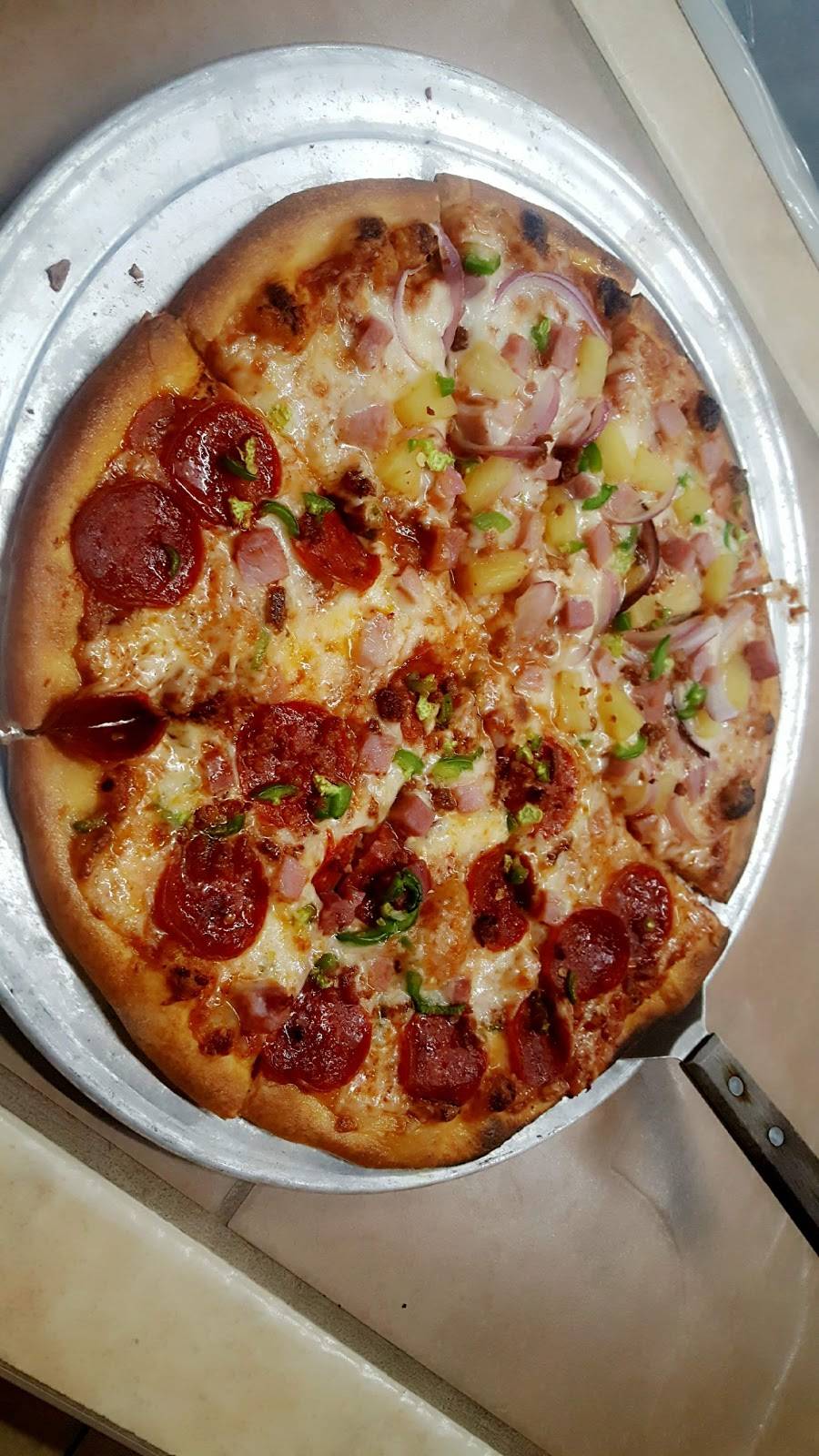 Old World Wood Fired NY Style Pizzeria | restaurant | 613 Frontage Rd, Longmont, CO 80501, USA | 3036781014 OR +1 303-678-1014