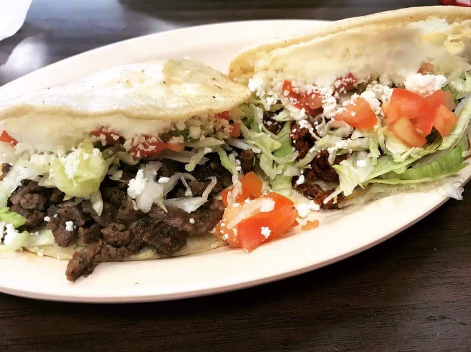 La Familia Jalisco Mexican Restaurant | restaurant | 4022 Alpine Ave NW, Comstock Park, MI 49321, USA | 6162024141 OR +1 616-202-4141