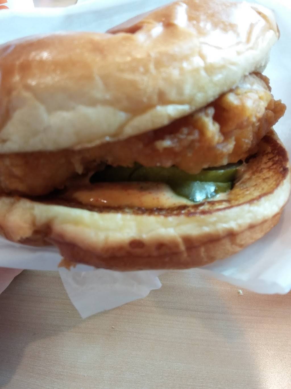 Popeyes Louisiana Kitchen | restaurant | 6130 FL-100, Palm Coast, FL 32137, USA | 3863873311 OR +1 386-387-3311