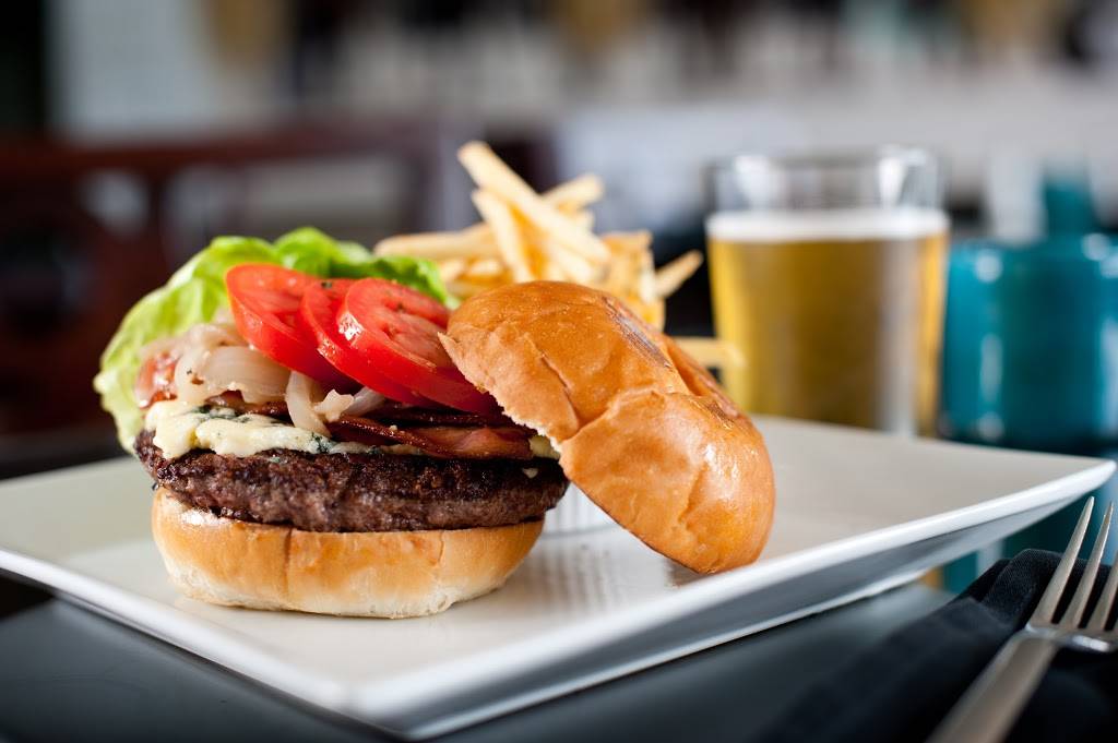 Ocean View Bar & Grill | restaurant | 710 Camino Del Mar, Del Mar, CA 92014, USA | 8587551501 OR +1 858-755-1501