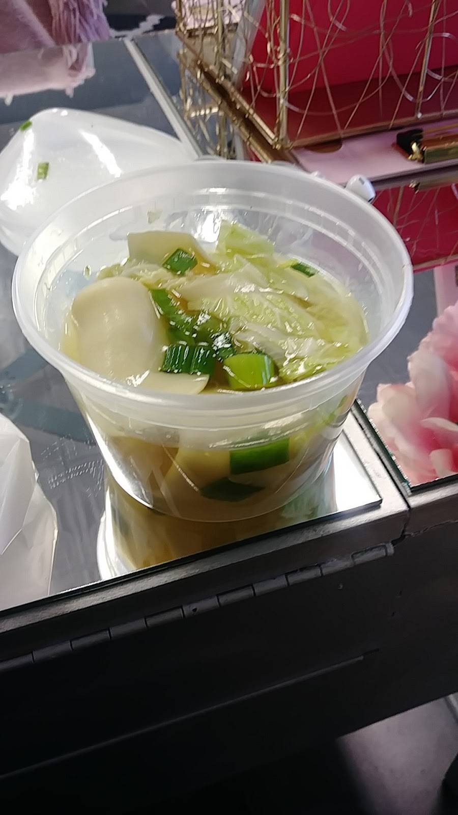 Jackie Chens Wok | restaurant | 2756 Van Aken Blvd, Cleveland, OH 44120, USA | 2162833888 OR +1 216-283-3888