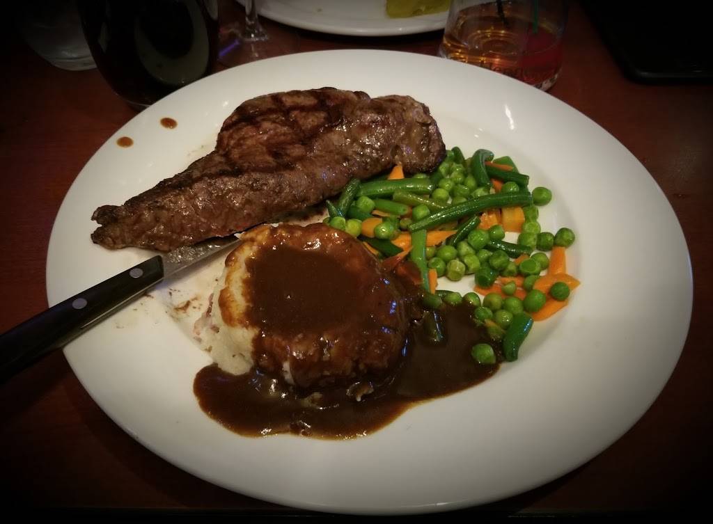 Baileys Restaurant & Bar | restaurant | 17731 Oak Park Ave # A, Tinley Park, IL 60477, USA | 7084297955 OR +1 708-429-7955