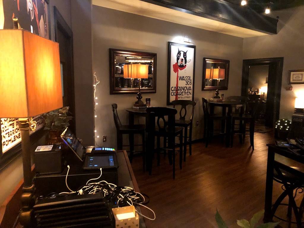 CRUSH Wine Bar Ltd. | restaurant | 3031-103 Valley Ave, Winchester, VA 22601, USA | 5405500103 OR +1 540-550-0103