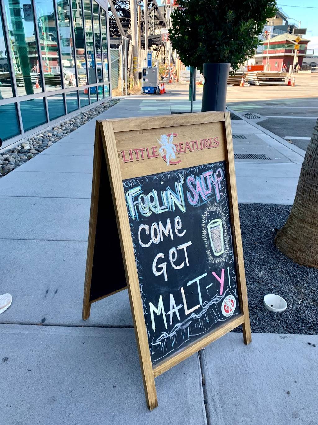 Little Creatures Mission Bay | restaurant | 1000a 3rd St, San Francisco, CA 94158, USA | 4155254407 OR +1 415-525-4407