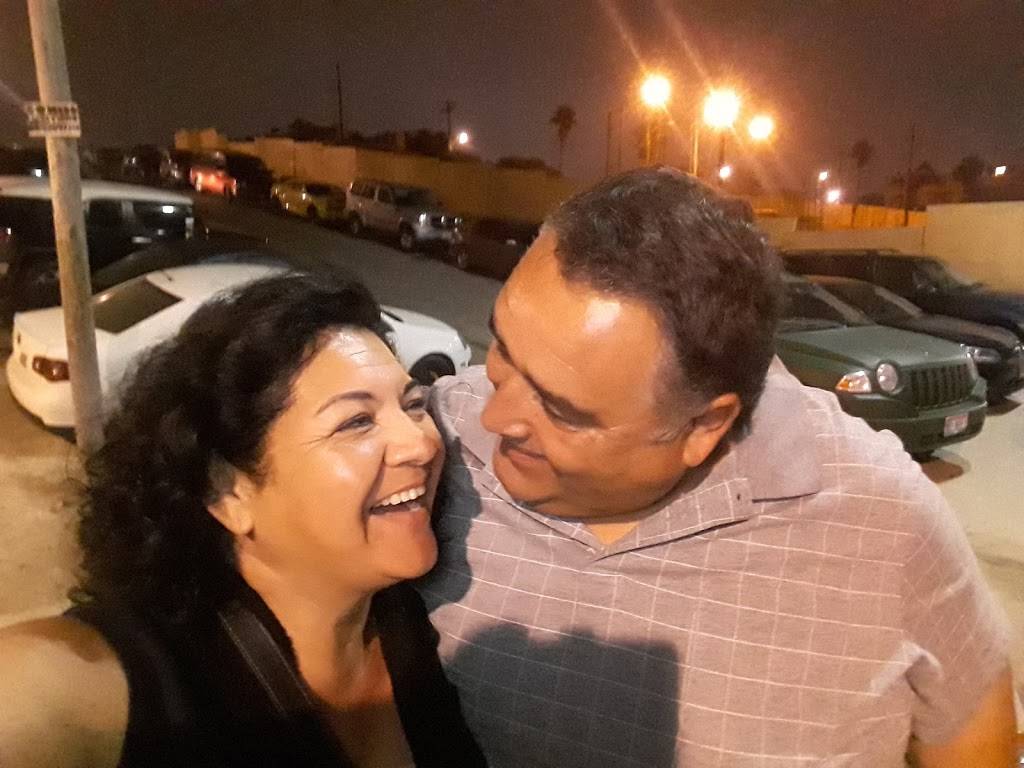 Martinelli New York Pizza | restaurant | Paseo Costero 77, Playas, Monumental, 22023 Tijuana, B.C., Mexico | 016646096630 OR +52 664 609 6630