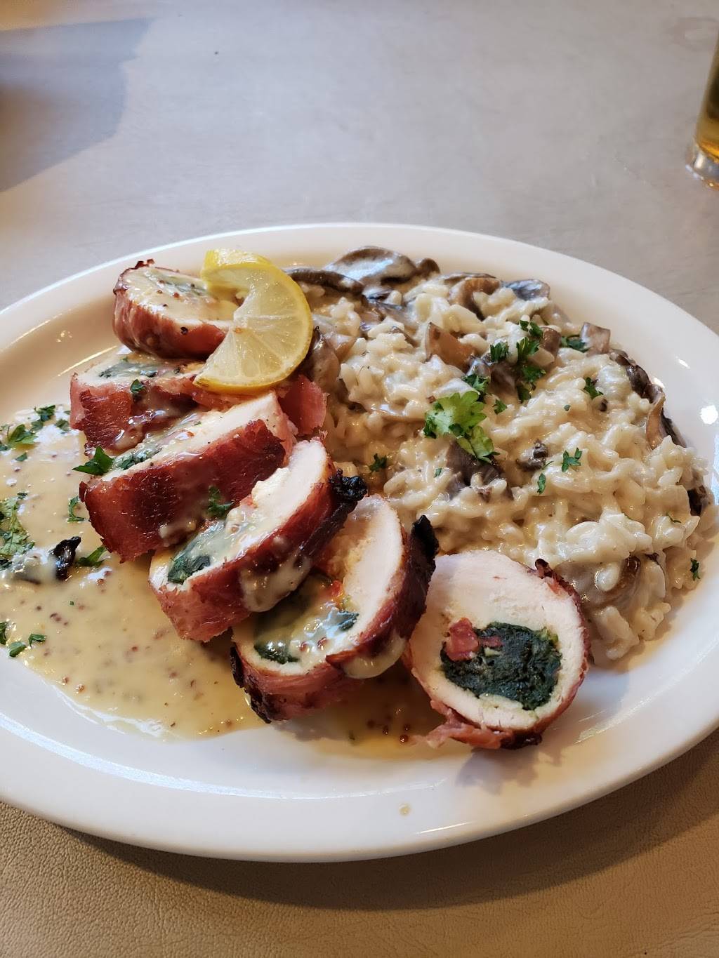 Rosalias Italian Restaurant and Pizzeria | restaurant | 14965 Old St Augustine Rd Unit 101, Jacksonville, FL 32258, USA | 9048802000 OR +1 904-880-2000