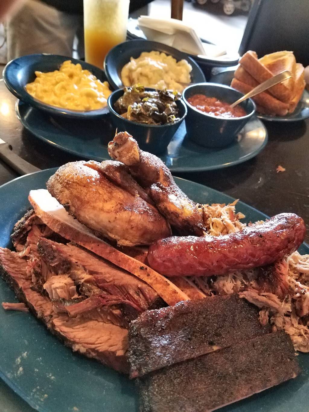 MOJO Old City BBQ | restaurant | 5 Cordova St, St. Augustine, FL 32084, USA | 9043425264 OR +1 904-342-5264