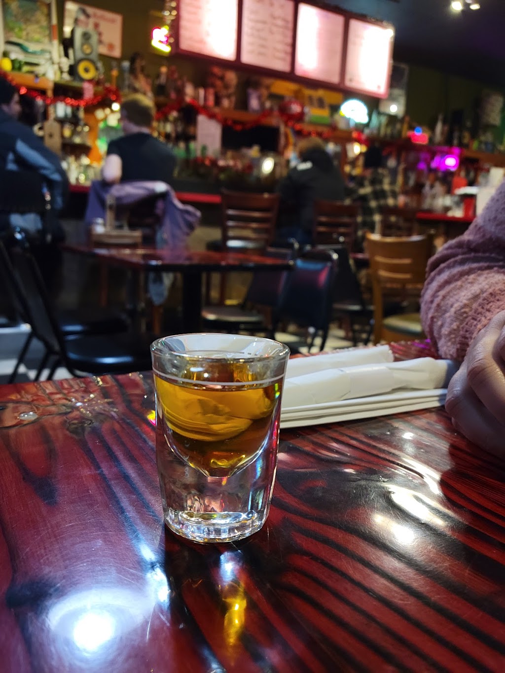 Hogans | restaurant | 906 6th St, Clarkston, WA 99403, USA | 5097586311 OR +1 509-758-6311