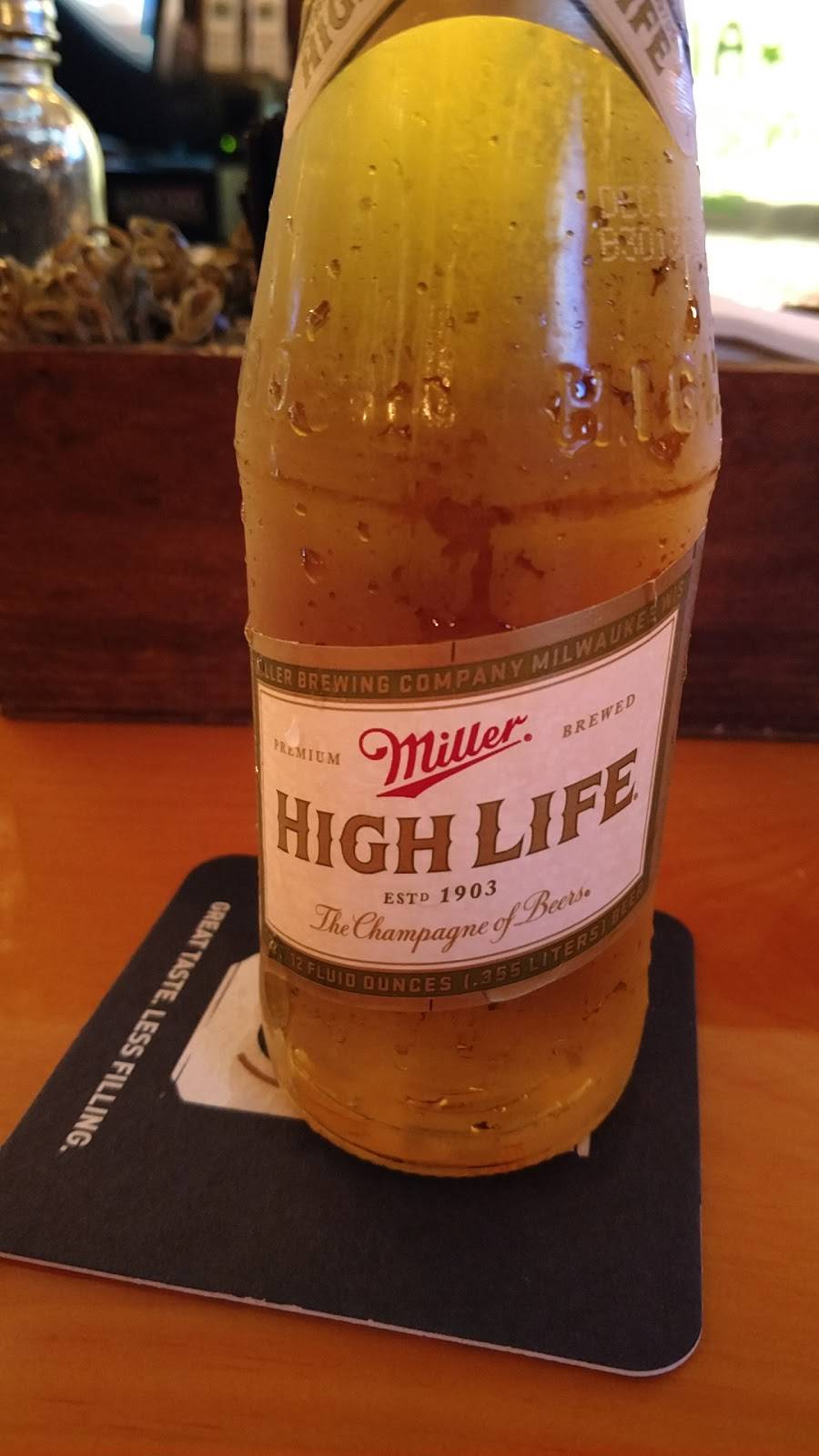 Munjoy Hill Tavern | restaurant | 189 Congress St, Portland, ME 04101, USA | 2075360918 OR +1 207-536-0918