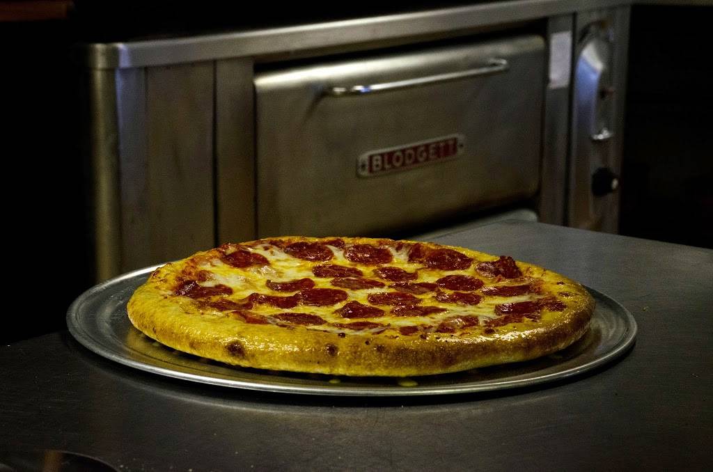 PJs Pizzeria | restaurant | 510 W 5th St, Pinconning, MI 48650, USA | 9898795433 OR +1 989-879-5433