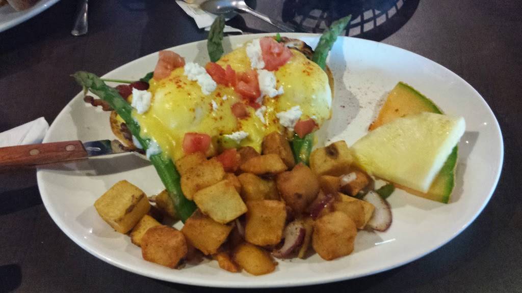 Lunasole Resto Bar | restaurant | 5935 Jeanne DArc Blvd S, Orléans, ON K1C 2N1, Canada | 6138340503 OR +1 613-834-0503