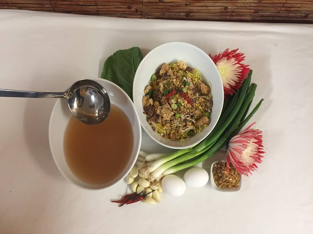 LaPaz Batchoy Toronto | restaurant | 360 Wilson Ave, North York, ON M3H 1S9, Canada | 6479489806 OR +1 647-948-9806