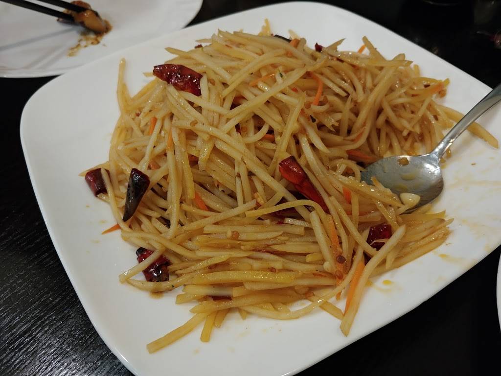 Woks-Taste Chinese Restaurant 和味 | meal takeaway | 16 Carden St, Guelph, ON N1H 3A2, Canada | 5198221400 OR +1 519-822-1400