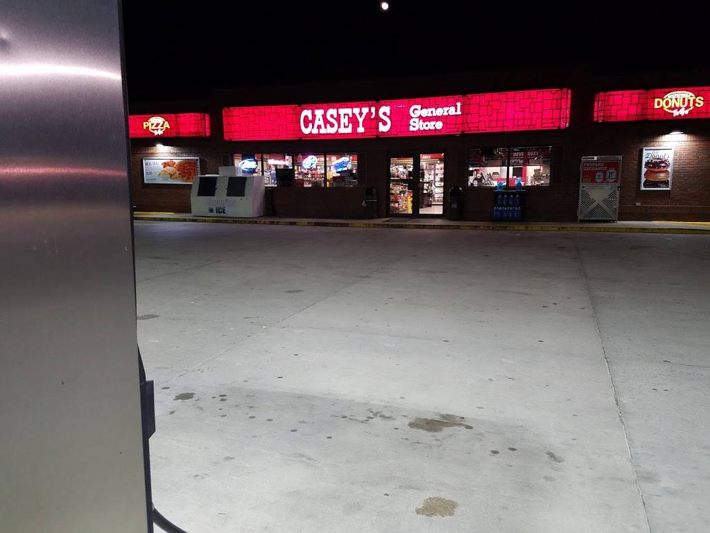 Caseys | restaurant | 1501 N Michigan Ave, Marshall, IL 62441, USA | 2178262915 OR +1 217-826-2915