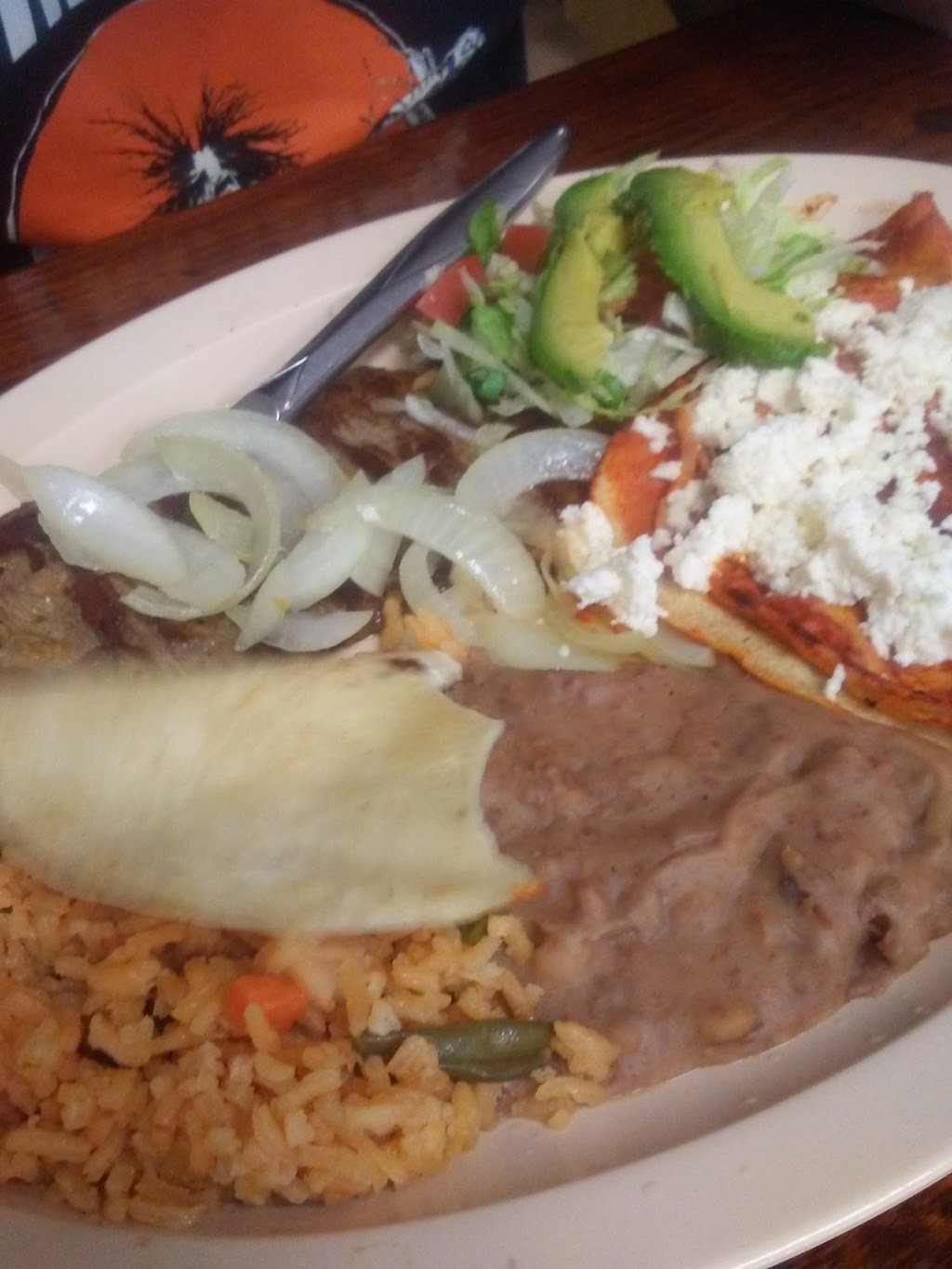 Los Cuates Restaurant N4 | restaurant | 3424 E 14th St, Brownsville, TX 78521, USA | 9566670610 OR +1 956-667-0610