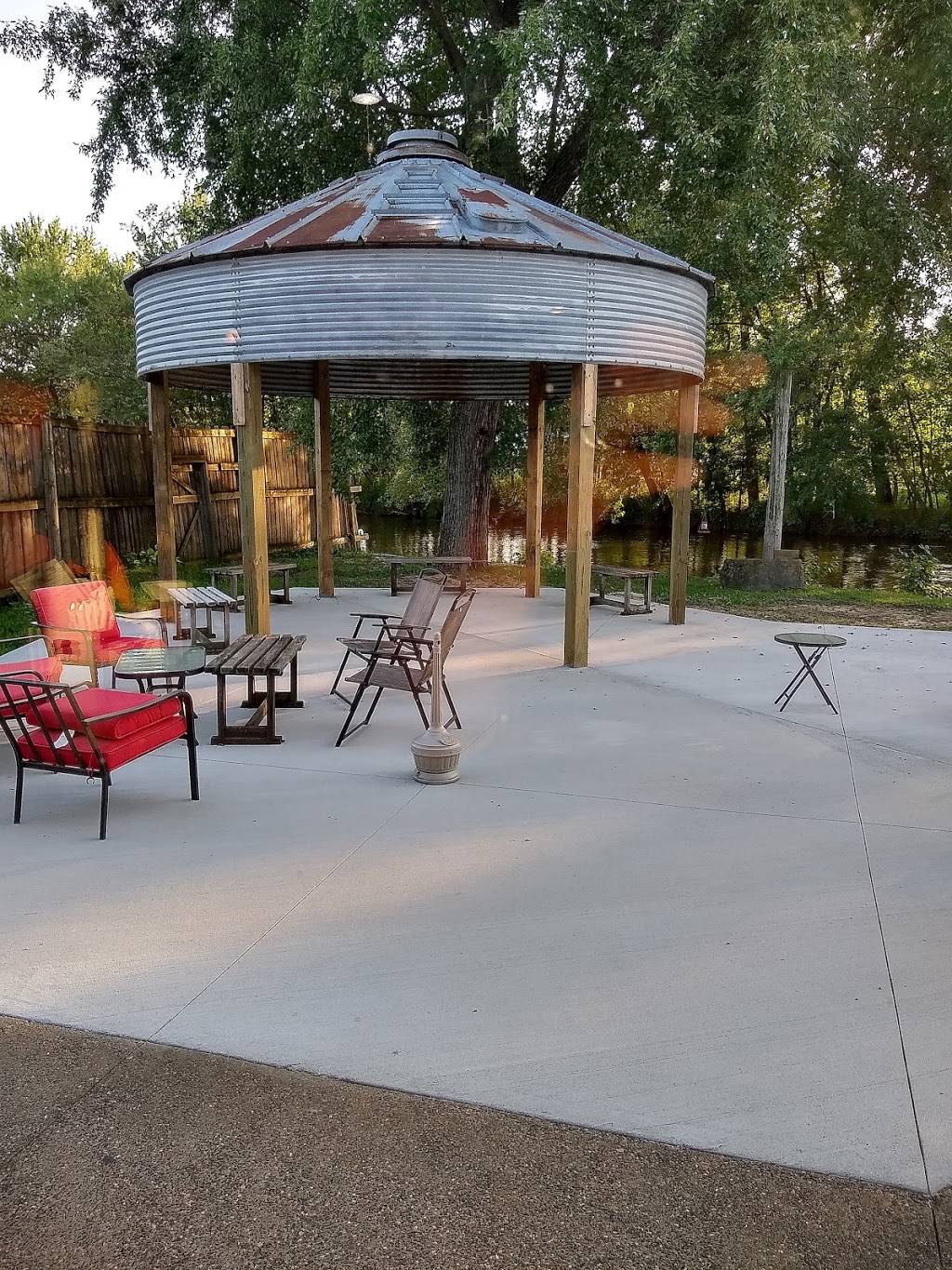 Stockyards Bar and Grill | restaurant | N20281 Co Rd J, Dodge, WI 54625, USA | 6085399273 OR +1 608-539-9273