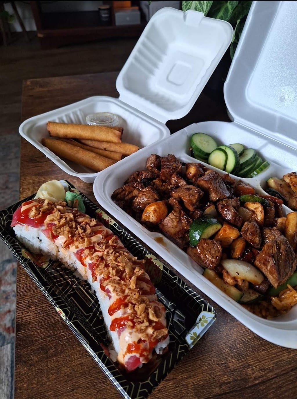 Tom Toms Island Style | restaurant | 115 W 11th Ave, Chico, CA 95926, USA | 5303549037 OR +1 530-354-9037