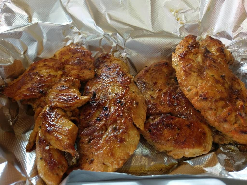 Crown Fried Chicken | restaurant | 10 Weed St, Marlborough, MA 01752, USA | 5084850690 OR +1 508-485-0690