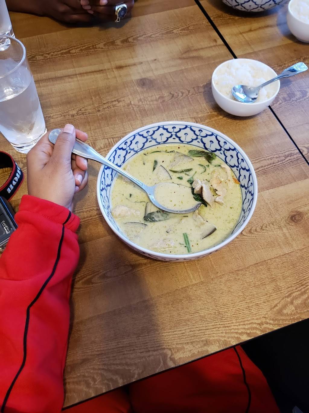 Ideal Siam Cuisine | restaurant | 1432 S Gaffey St, San Pedro, CA 90731, USA | 4242645845 OR +1 424-264-5845