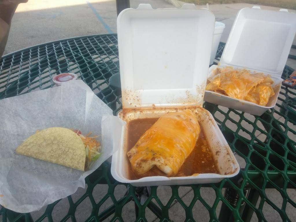 Adobe In & Out | restaurant | 4389 Chicago Dr SW, Grandville, MI 49418, USA | 6162577091 OR +1 616-257-7091