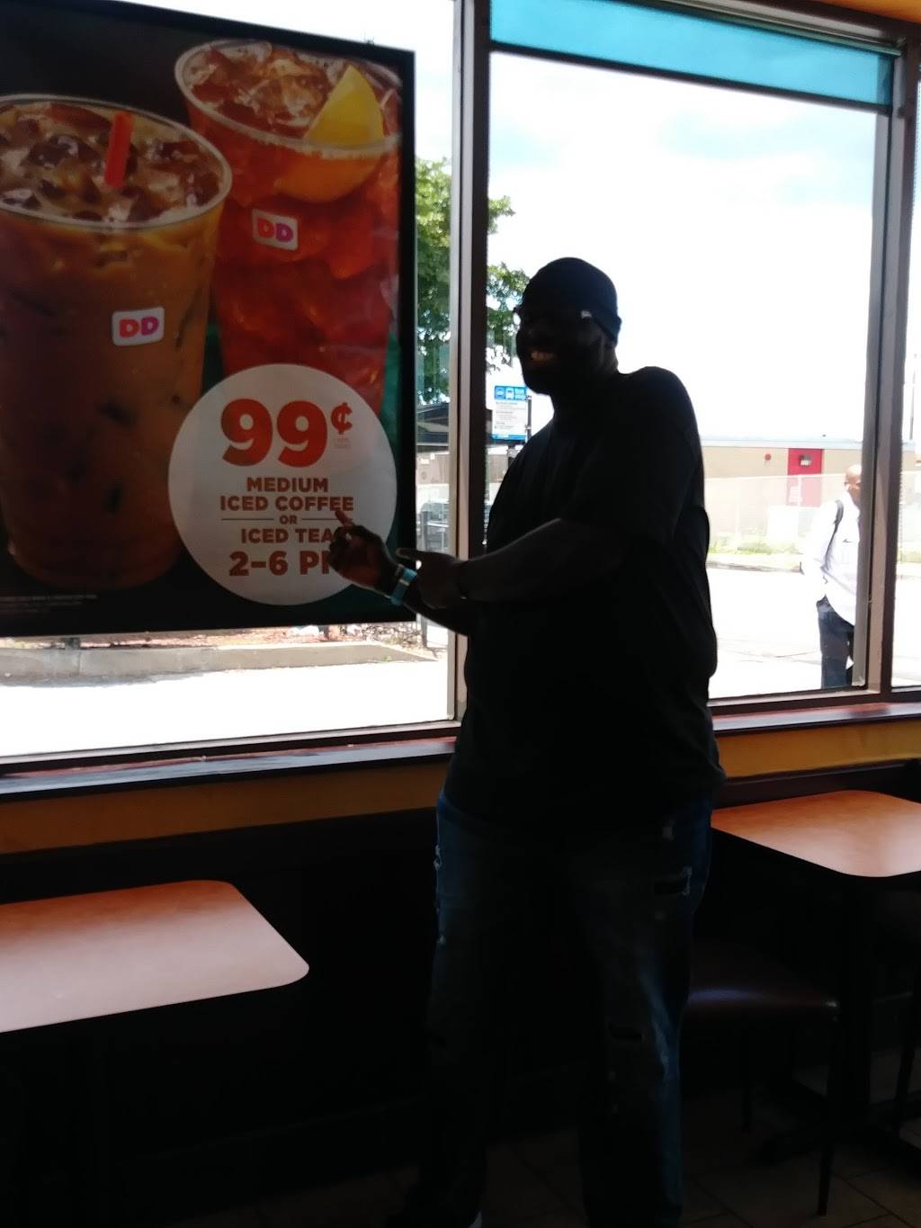 Dunkin Donuts | cafe | 207 W 79th St, Chicago, IL 60620, USA | 7736022710 OR +1 773-602-2710