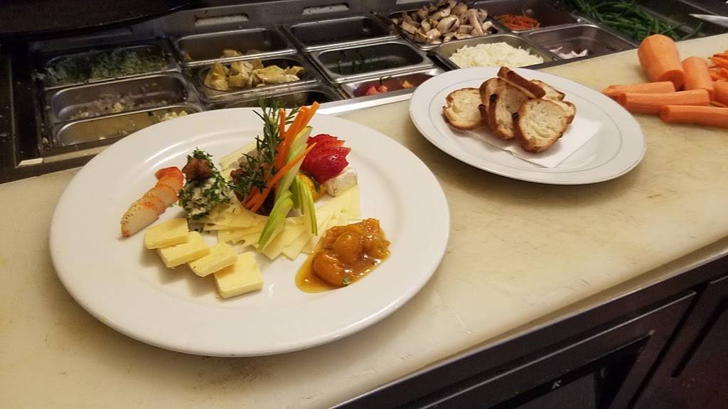 French Market Grille | restaurant | 15717 Bernardo Heights Pkwy, San Diego, CA 92128, USA | 8584858055 OR +1 858-485-8055