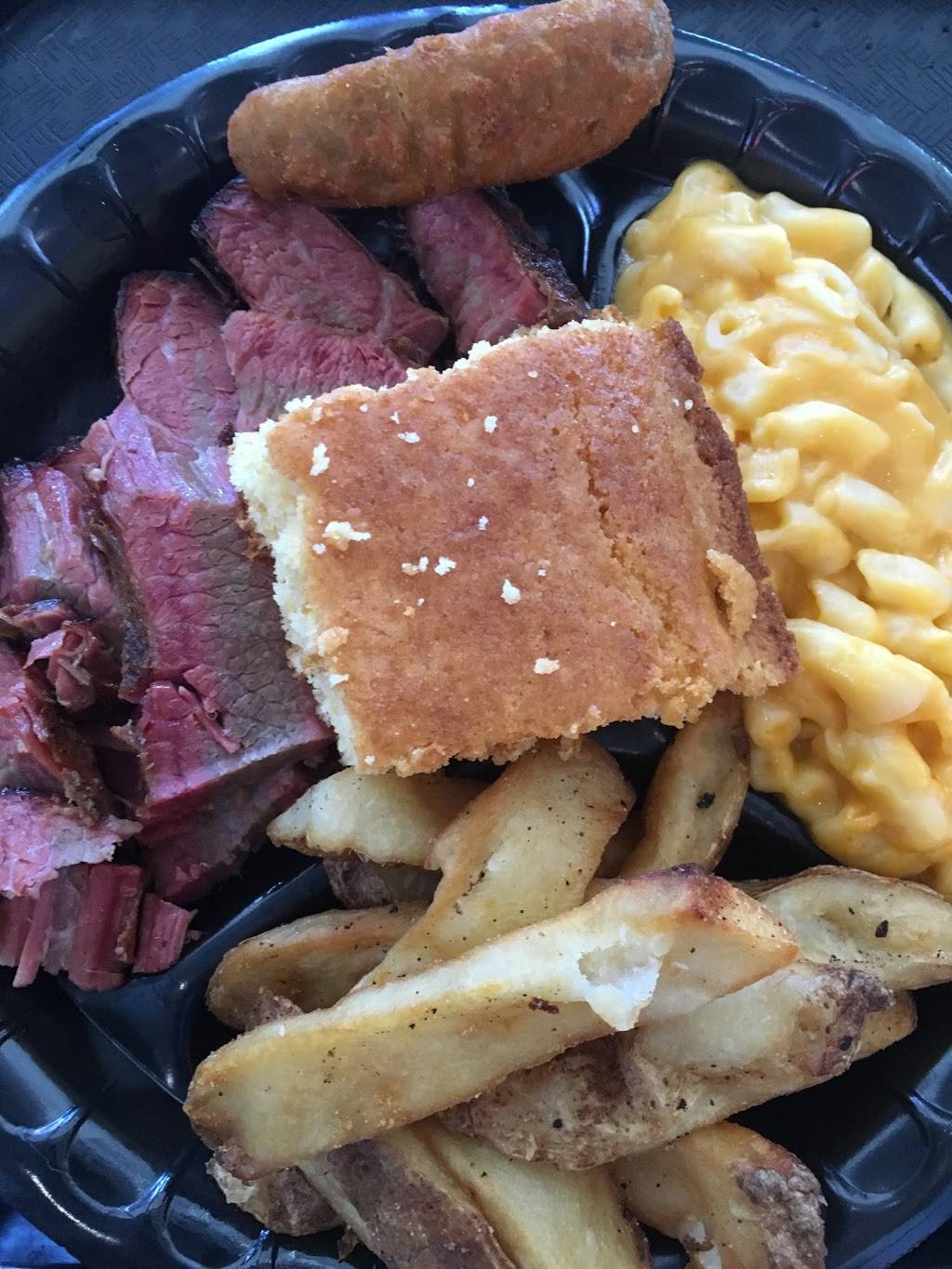 Brookwood Farms | restaurant | 5501 Josh Birmingham Pkwy, Charlotte, NC 28208, USA | 7043594440 OR +1 704-359-4440