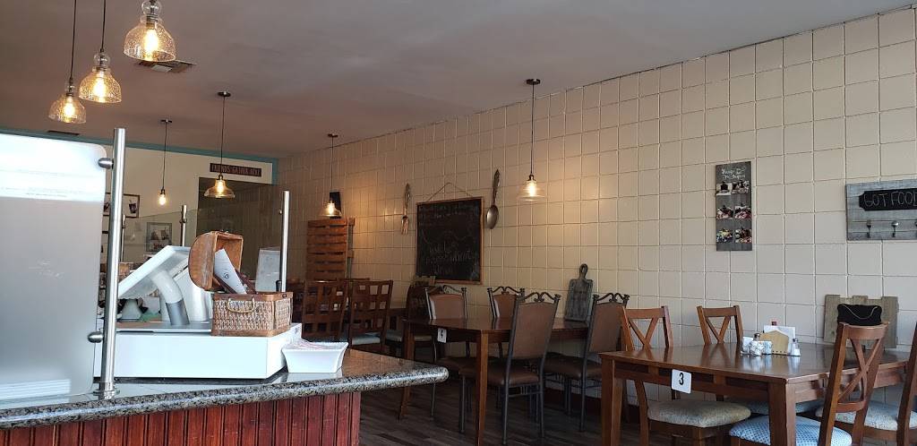 Yours and Mine Cafe and Bakery | restaurant | 2104, 132 E College St, Covina, CA 91723, USA | 6263319095 OR +1 626-331-9095