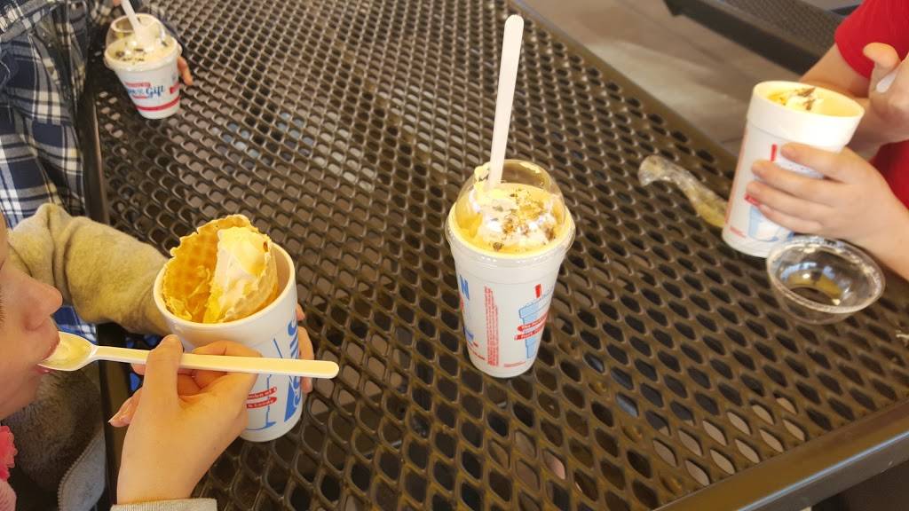 Sonic Drive-In | restaurant | 8352 W Union Hills Dr, Peoria, AZ 85382, USA | 6235724282 OR +1 623-572-4282