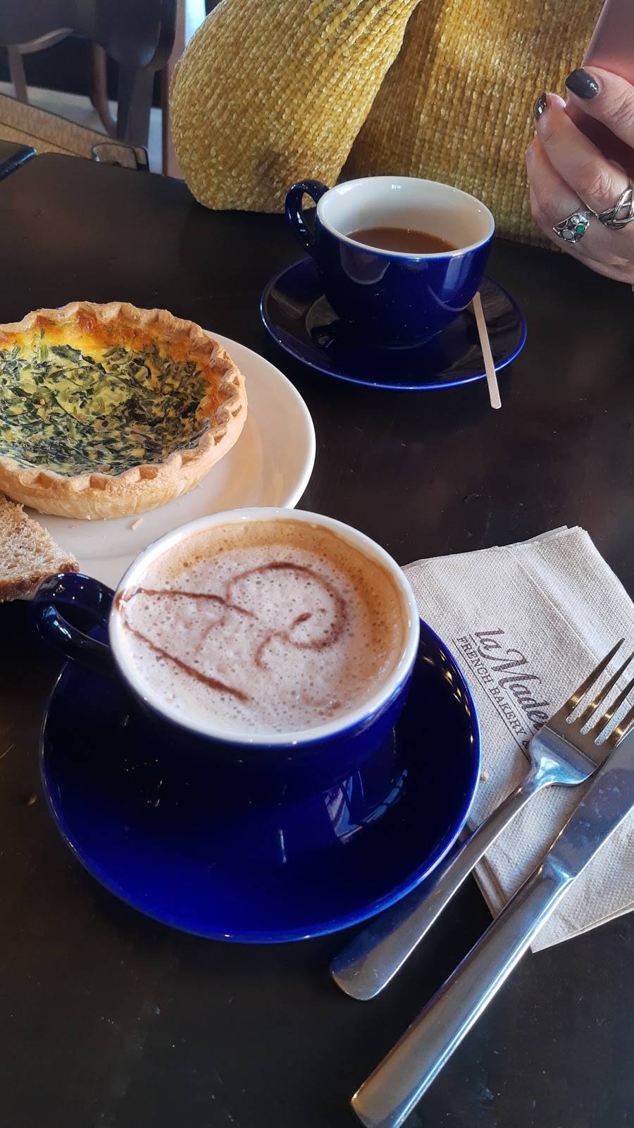 la Madeleine French Bakery & Cafe Tulsa Hills | restaurant | 8115 S Olympia Ave W, Tulsa, OK 74132, USA | 9182890348 OR +1 918-289-0348