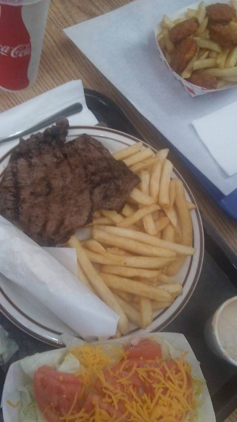 Jims Burgers | restaurant | s 90304, 11100 S Inglewood Ave, Lennox, CA 90304, USA | 3106727773 OR +1 310-672-7773