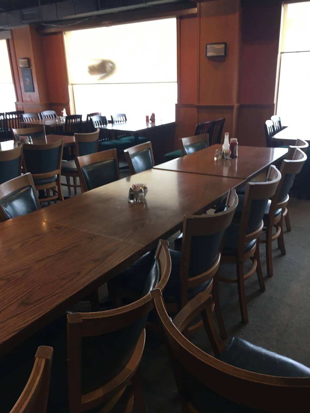 The Black Dog Cafe - Restaurant - Lounge | restaurant | Clarington, ON L0B, Canada | 9059835070 OR +1 905-983-5070