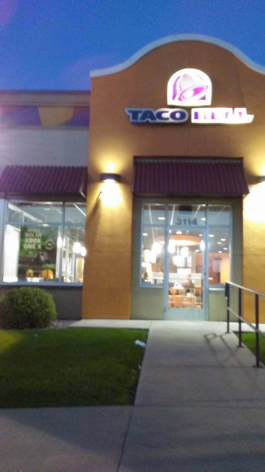 Taco Bell | meal takeaway | 3114 11th St, Rockford, IL 61109, USA | 8152296394 OR +1 815-229-6394