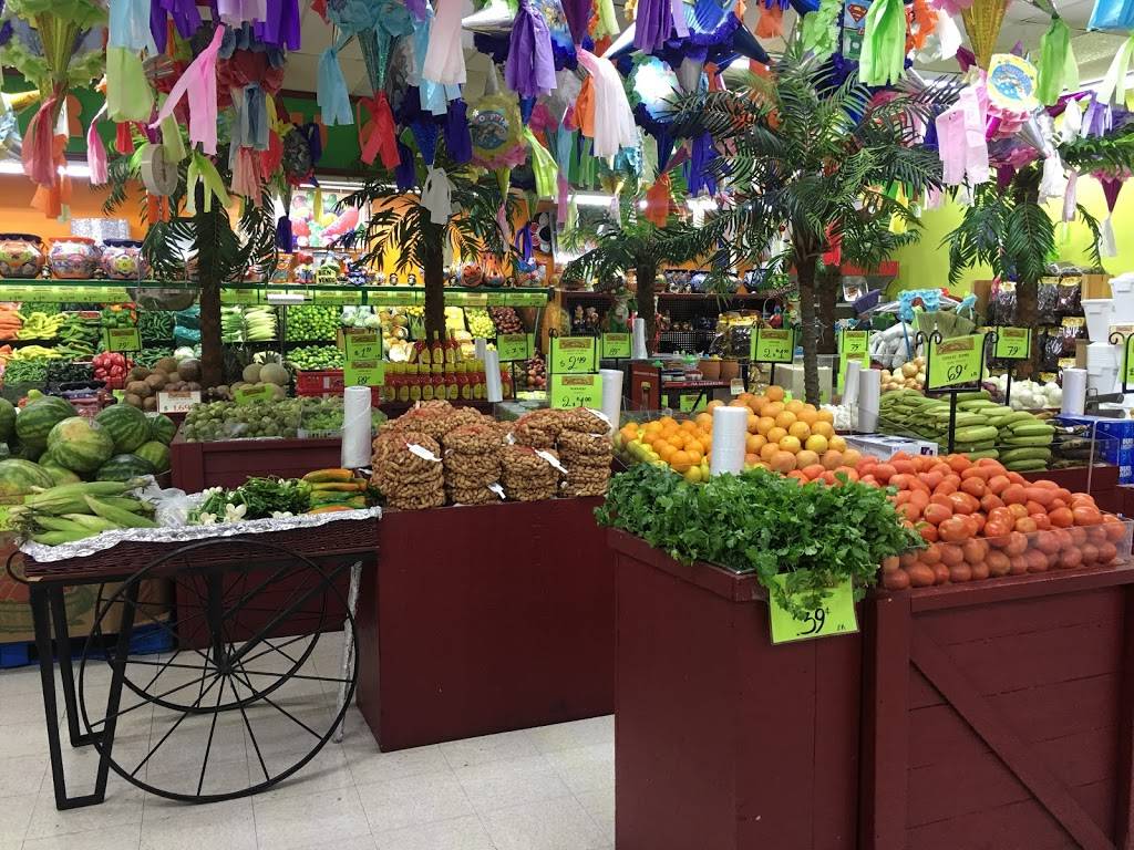 El Mercadito | restaurant | 100 W Pioneer Pkwy, Arlington, TX 76010, USA | 8178018702 OR +1 817-801-8702