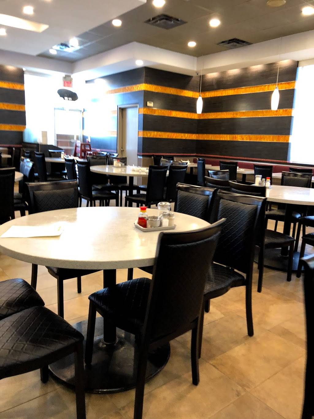 Golden Lion Fusion Restaurant | restaurant | 539 Bur Oak Ave, Markham, ON L6C 3E5, Canada | 9058886789 OR +1 905-888-6789