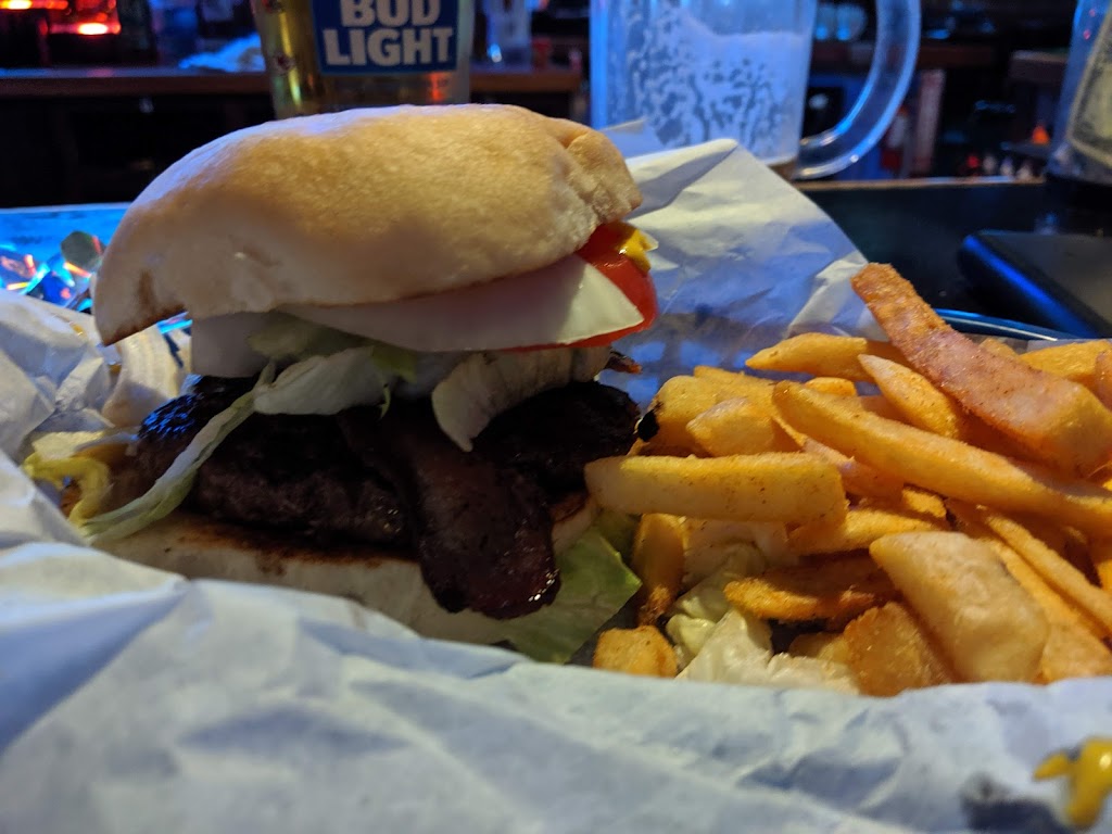 Breakers Sports Bar | restaurant | 1874 S Clack St, Abilene, TX 79605, USA | 3256922980 OR +1 325-692-2980