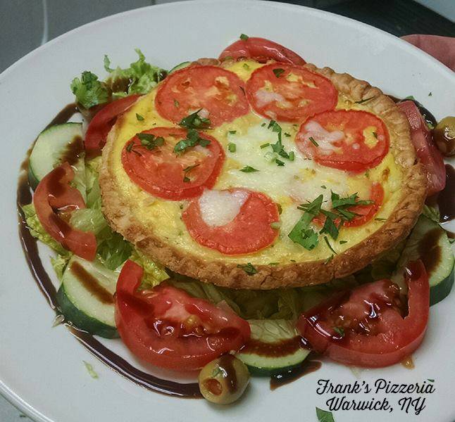 Franks Pizza | restaurant | 64 Main St, Warwick, NY 10990, USA | 8459861065 OR +1 845-986-1065