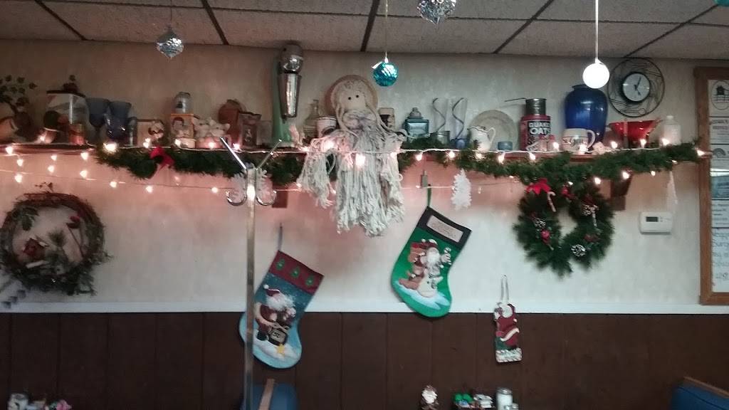 Backwater Cafe & Catering | restaurant | 109 Riverside, Lowell, MI 49331, USA | 6168976370 OR +1 616-897-6370