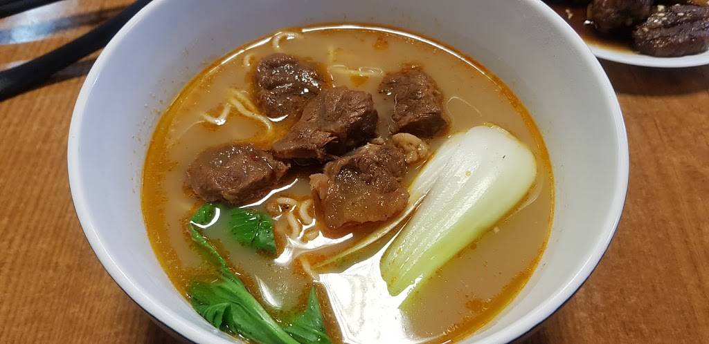 伍叔担担面 | restaurant | 165 Dundas St W, Mississauga, ON L5B 2N6, Canada | 6477296355 OR +1 647-729-6355