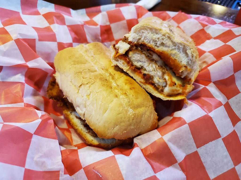 Skis Hideaway | restaurant | 1453 20th St, Vero Beach, FL 32960, USA | 7725672311 OR +1 772-567-2311