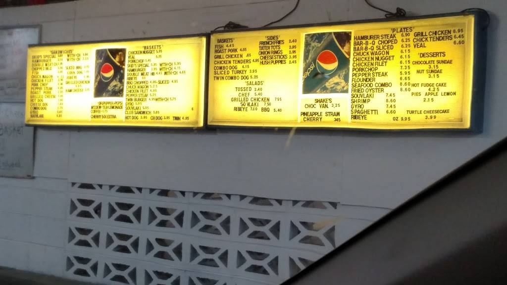 Skids Drive-In | restaurant | 1610 N Church St, Burlington, NC 27217, USA | 3362289448 OR +1 336-228-9448