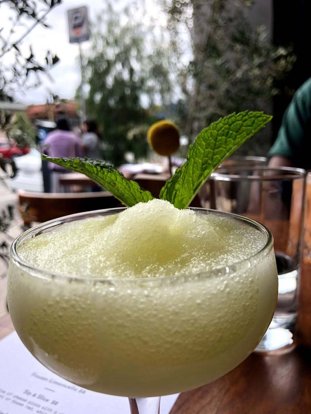 Kettle Black | restaurant | 3705 Sunset Blvd, Los Angeles, CA 90026, USA | 3236413705 OR +1 323-641-3705